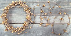Pip Berry String Garland - Old Gold